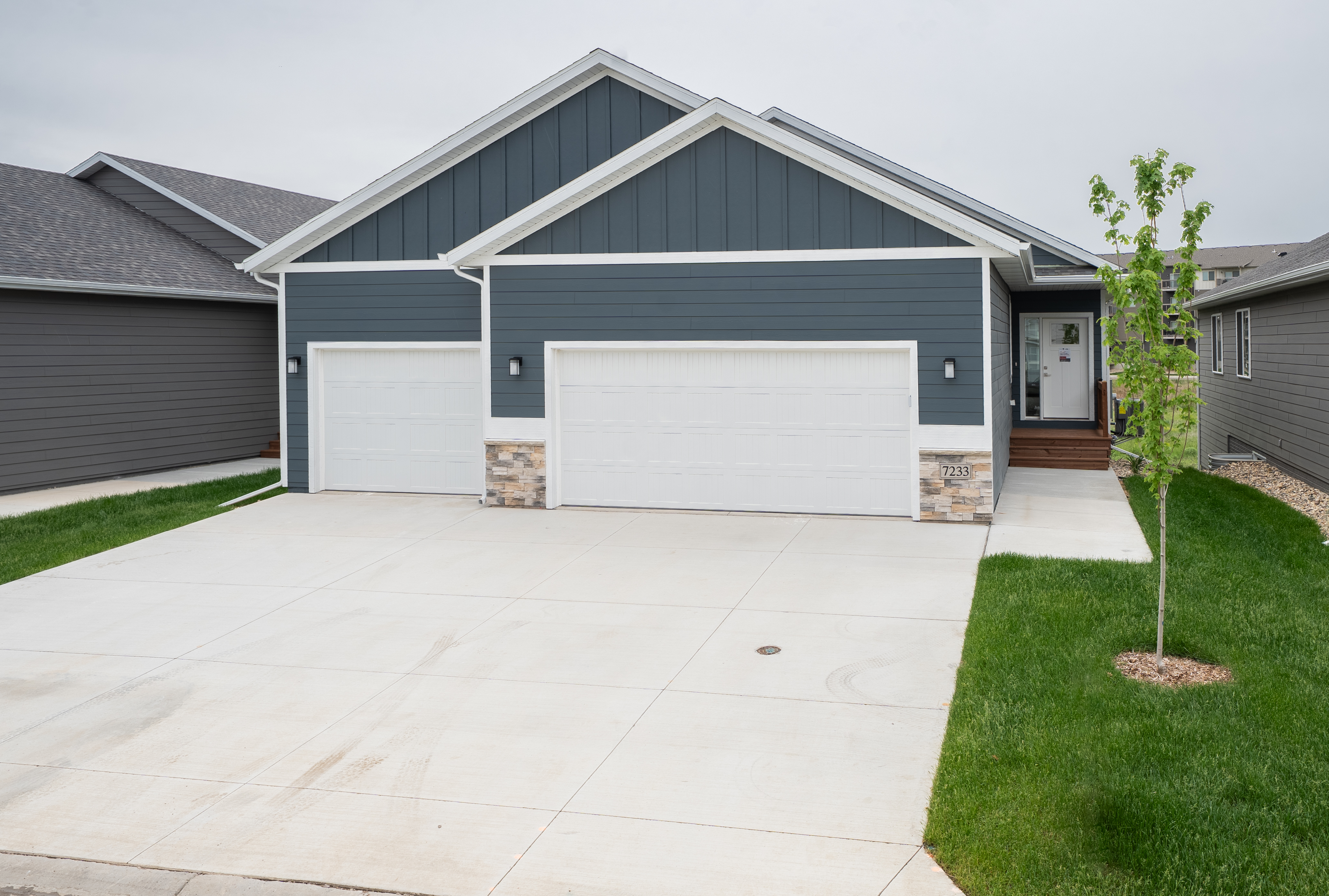 Brookshire III Exterior