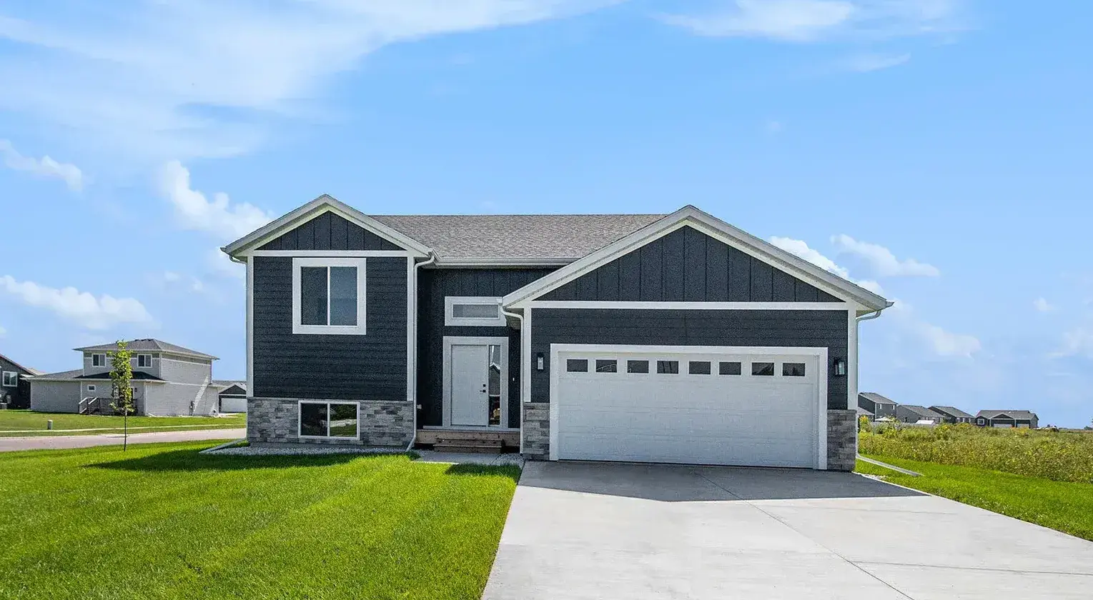 Bayfield Exterior-1